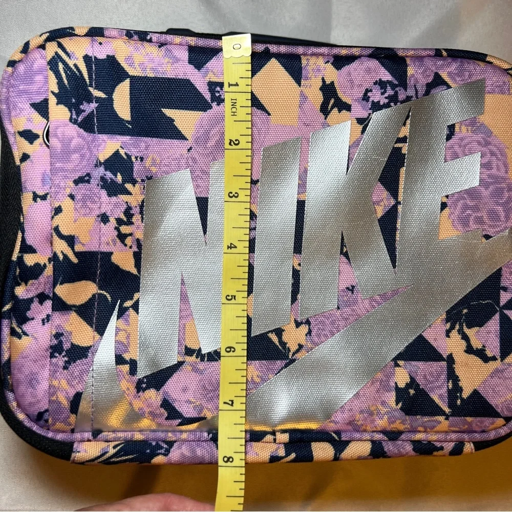 Nike Women's‎ Floral Print Lunch Bag - Black and Pink With Logo